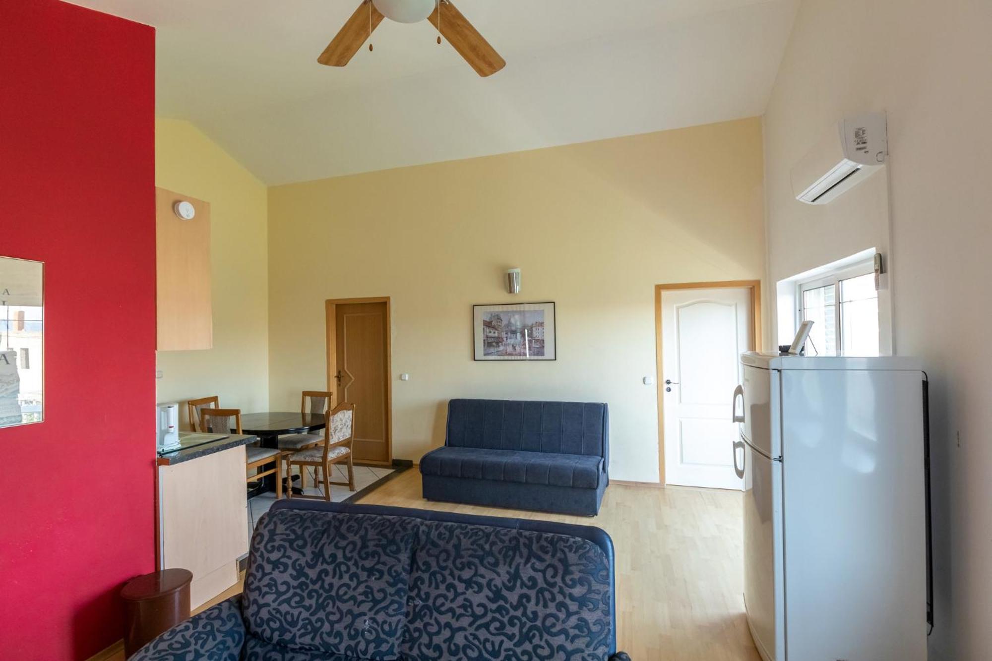 Apartment Pero Murter Esterno foto